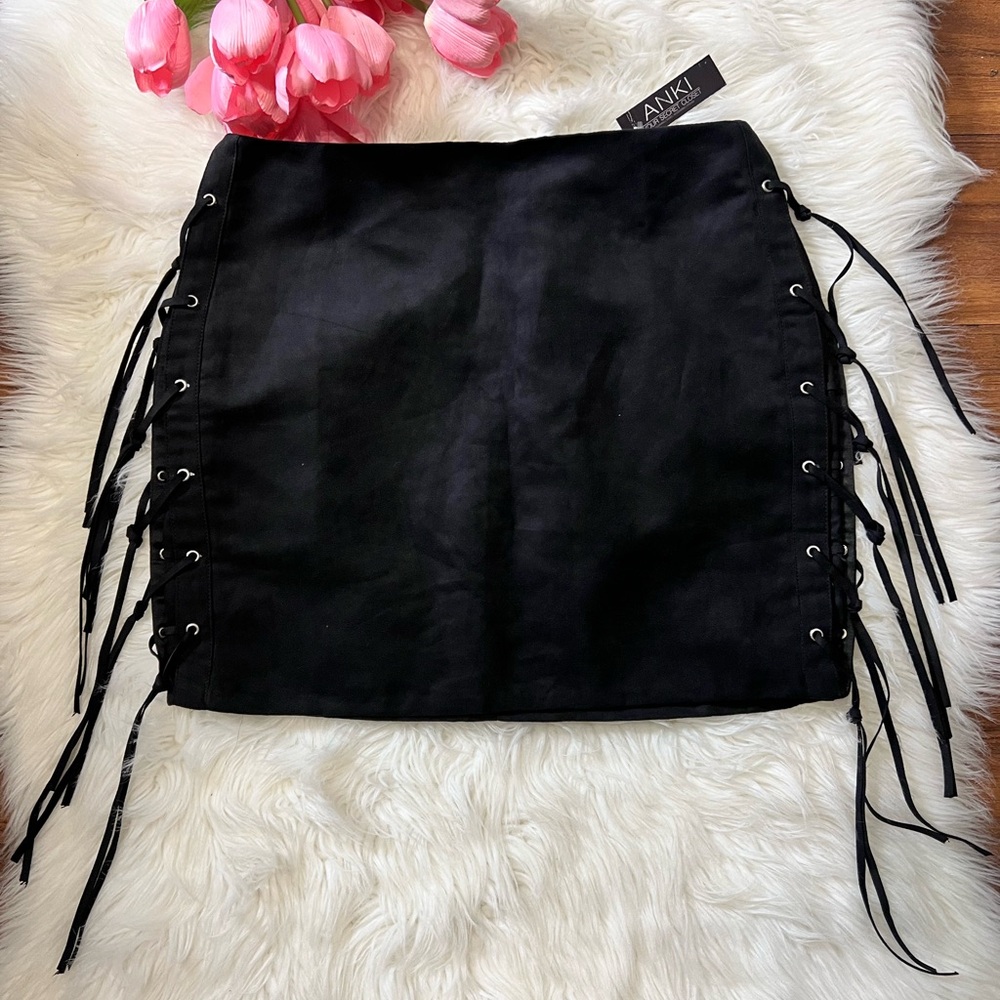 Anki usa skirt